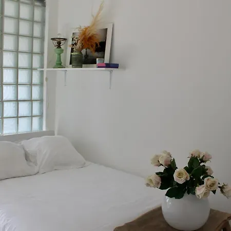 Escape - Terrace & Guillemins Proximity Lutych